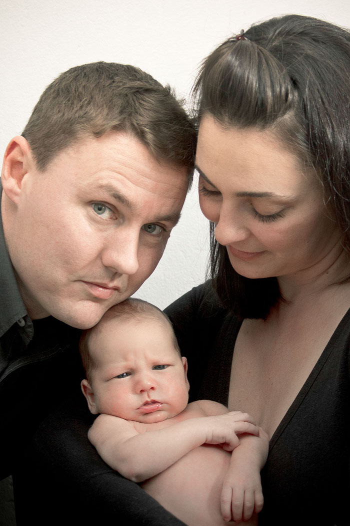 baby-newborn-mom-dad-family-location-home-pretoria-johannesburg-photographer-georgina-voigt-photography