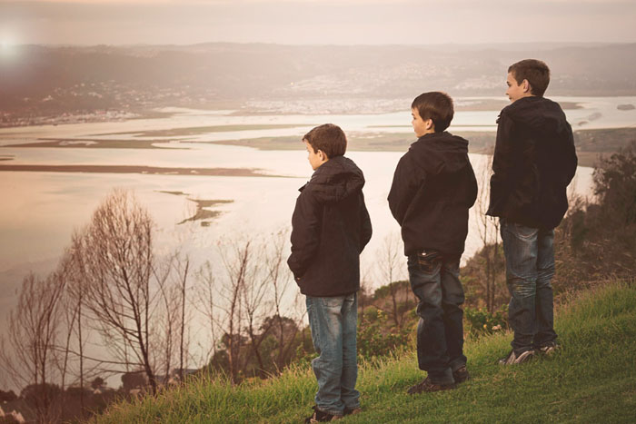 children-boys-brothers-three-lake-knysna-johannesburg-photographer-georgina-voigt-photography